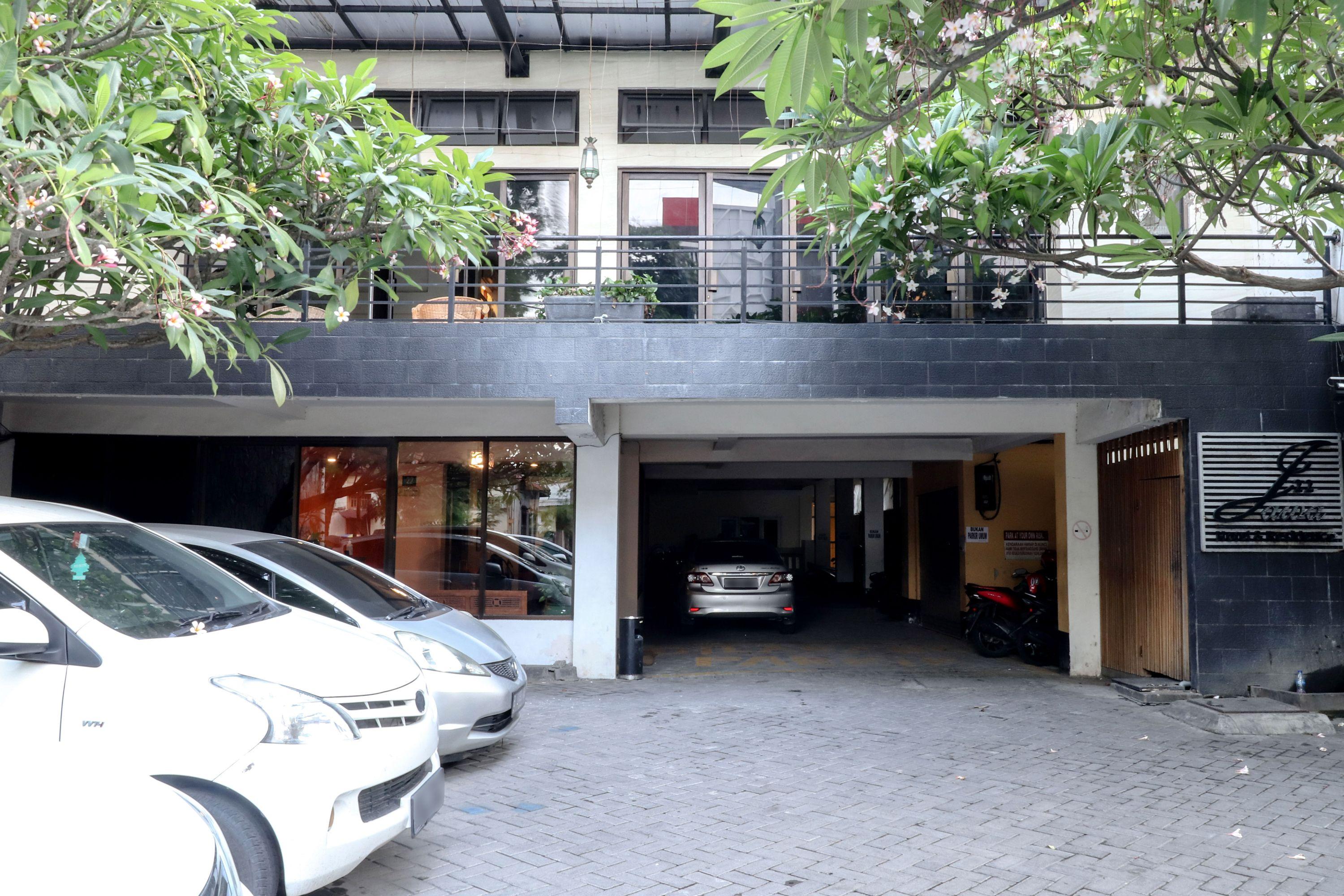 Hotel Jawa Surabaya Exterior photo