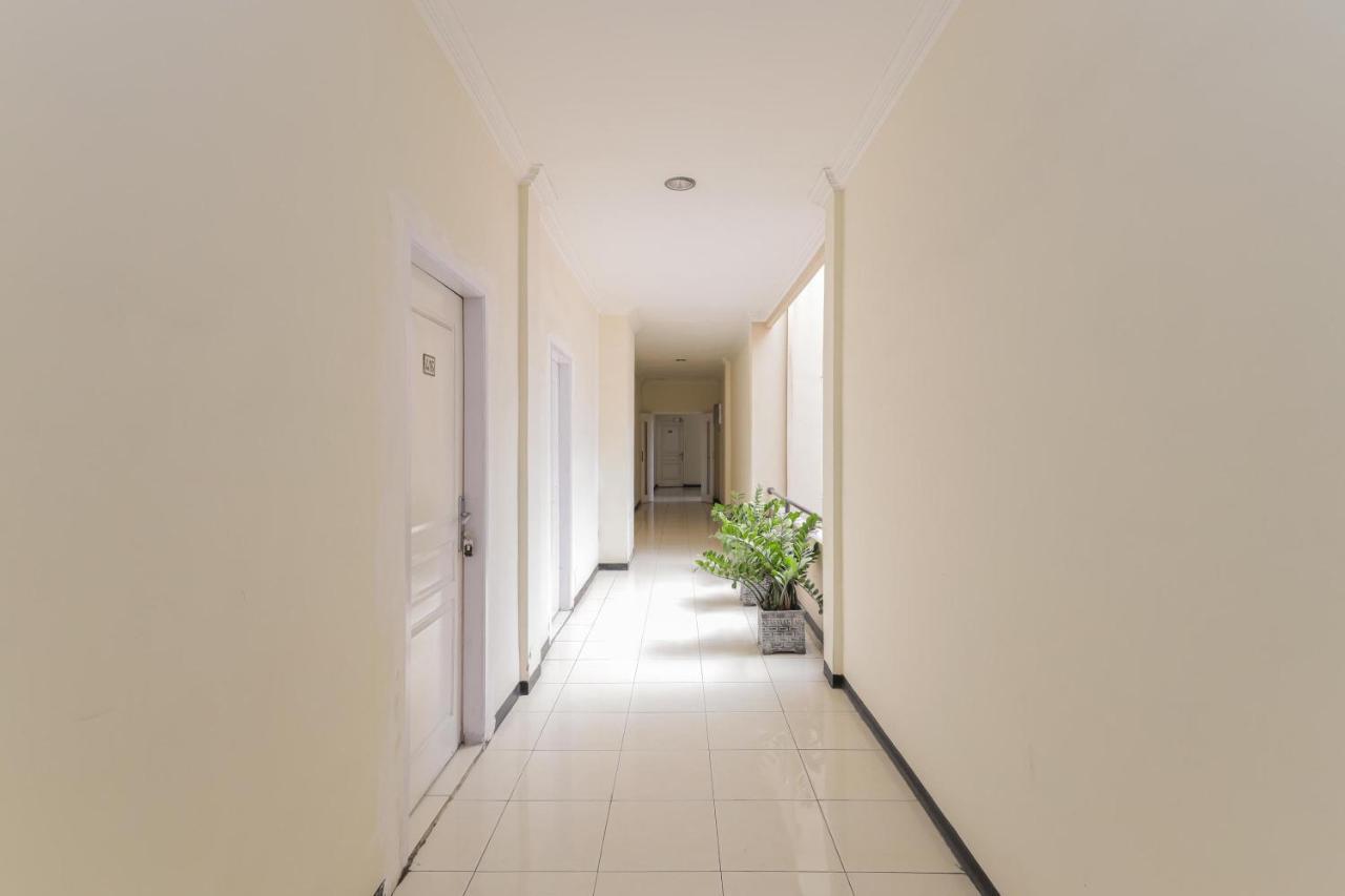 Hotel Jawa Surabaya Exterior photo