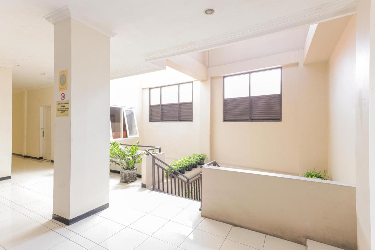 Hotel Jawa Surabaya Exterior photo