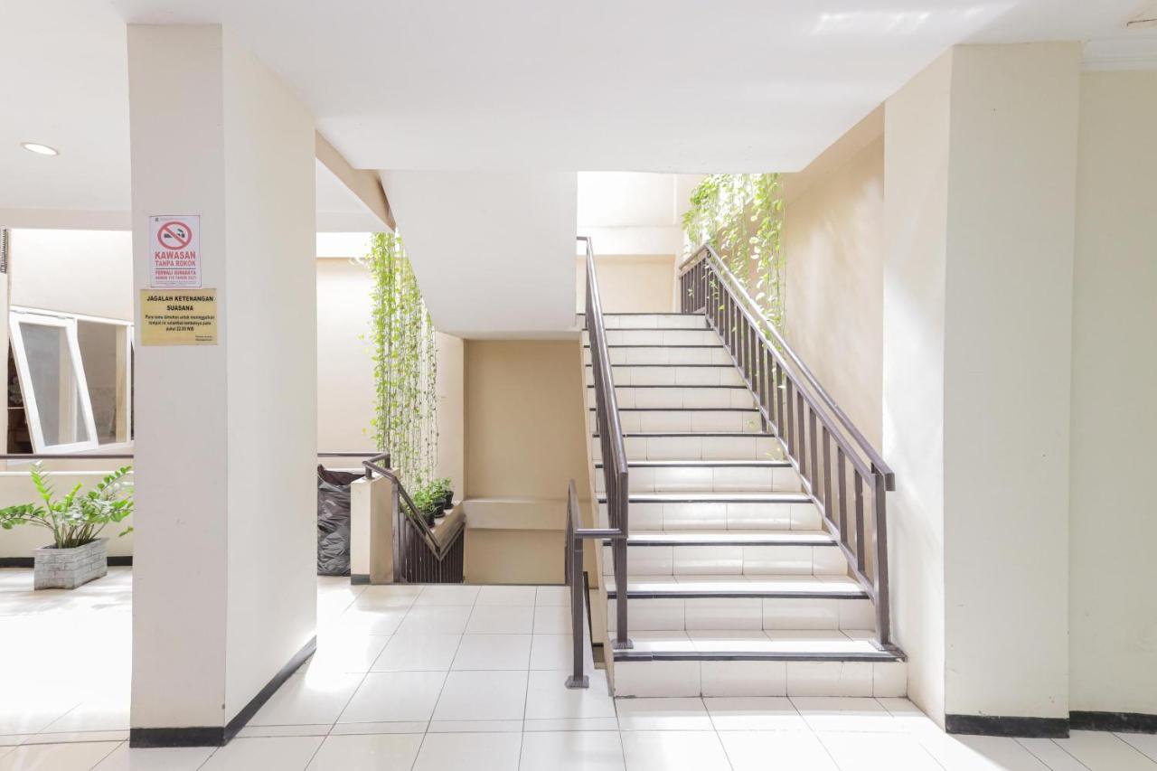 Hotel Jawa Surabaya Exterior photo