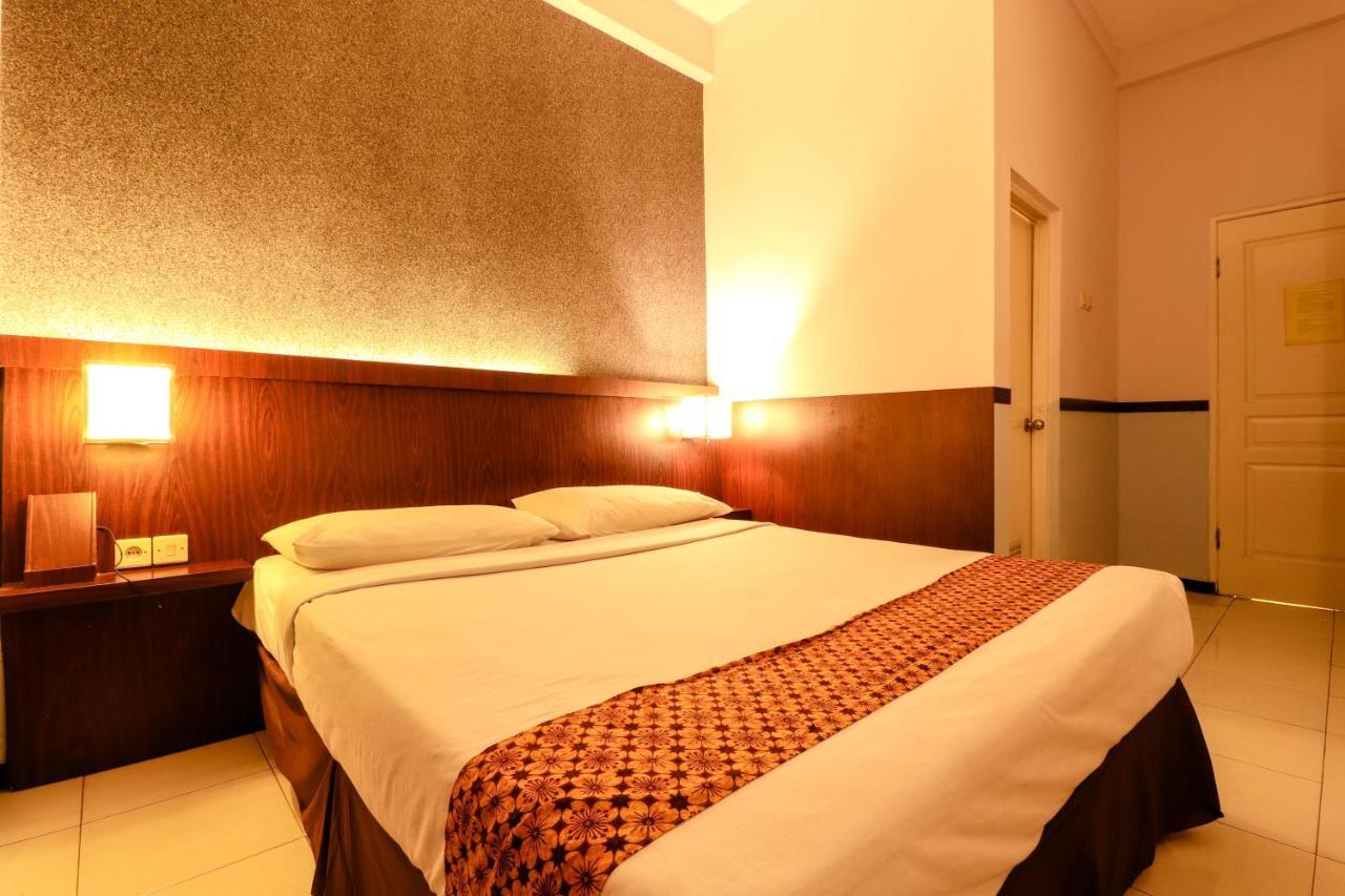 Hotel Jawa Surabaya Exterior photo