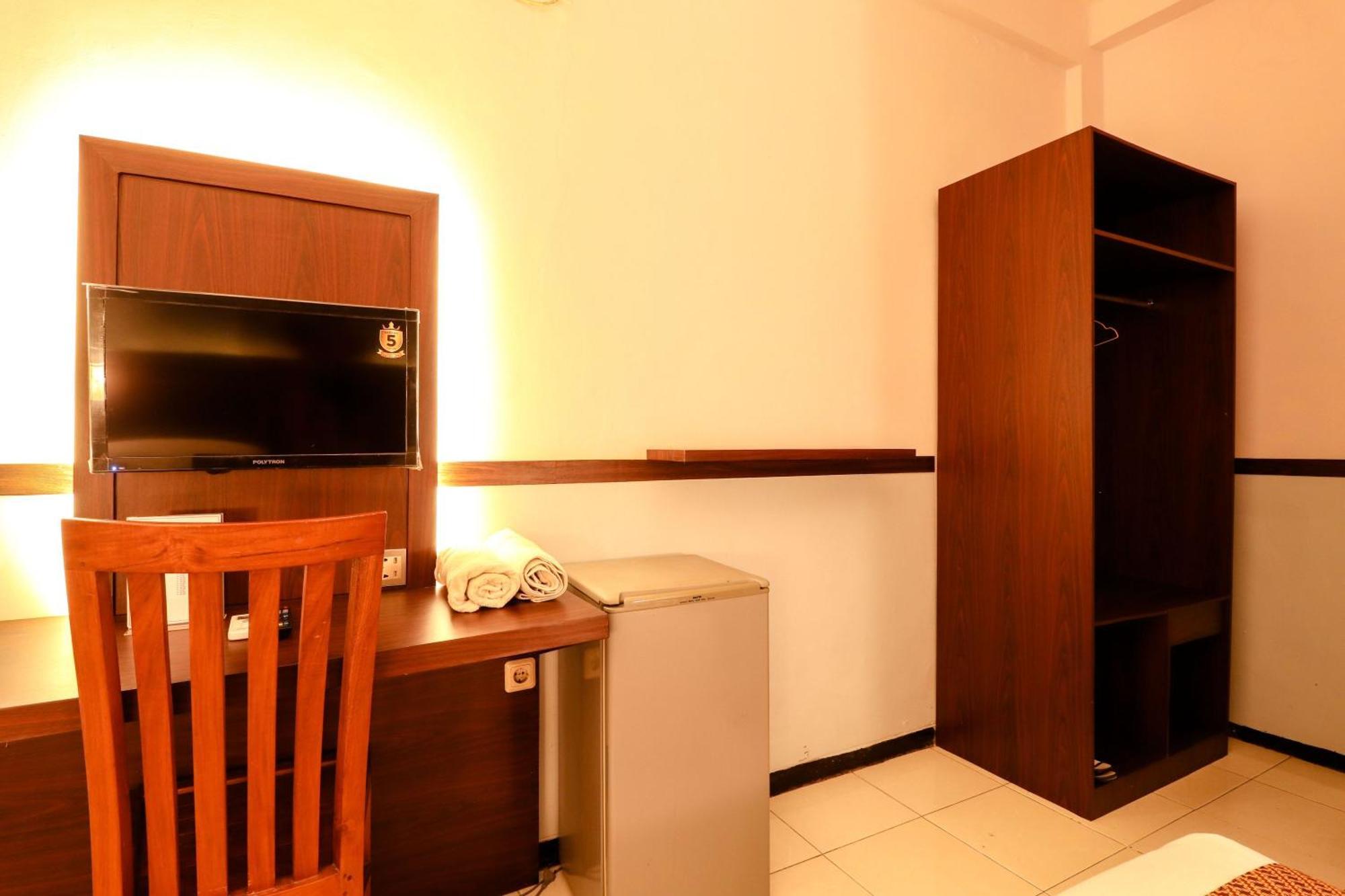 Hotel Jawa Surabaya Exterior photo